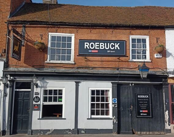 Best Sports Bars in Wokingham - Roebuck