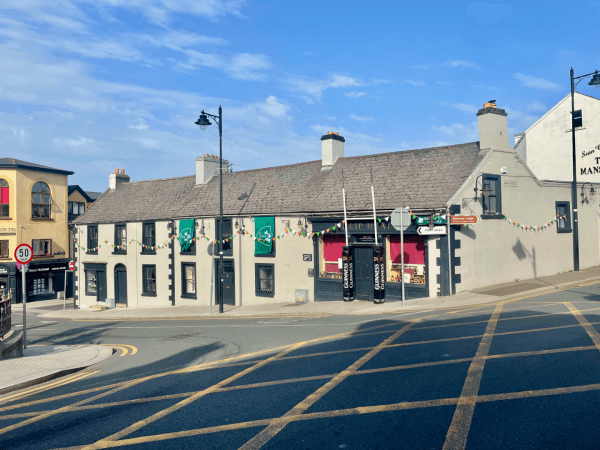Best Sports Bars in Wicklow - Phil Healys