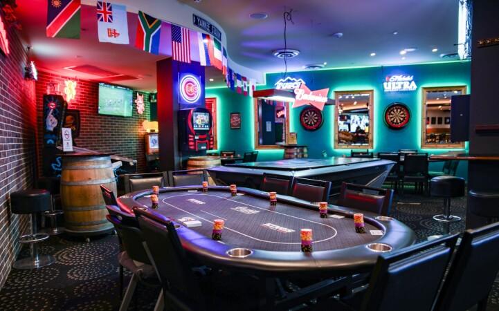 Best Sports Bars in Kingsford - Churchills Sports Bar