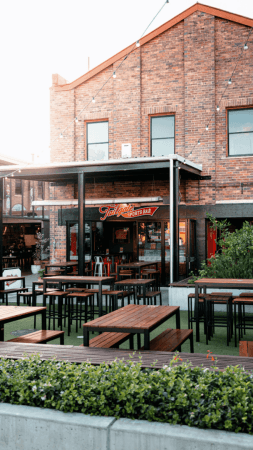 Best Sports Bars in Toowoomba City - Tailgate Sports Bar