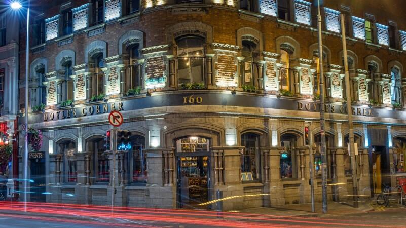 Best Sports Bars in Dublin - Doyles Corner Phibsborough
