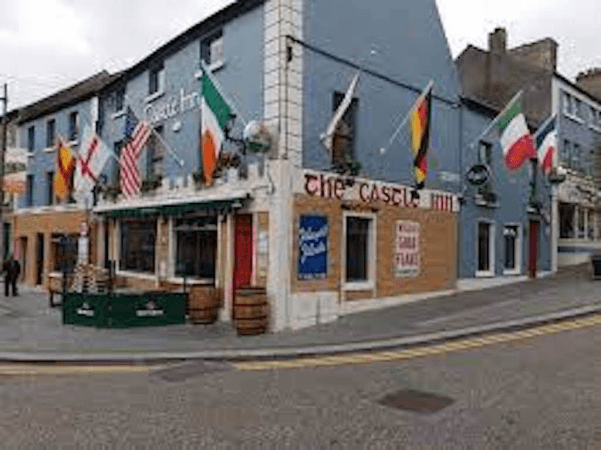Best Sports Bars in Westmeath - The Castle Inn