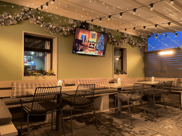 Best Sports Bars in Castlemagner - Geoffs Bar