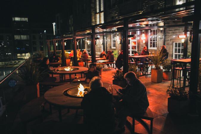Best Sports Bars in Edinburgh - DogHouse Edinburgh