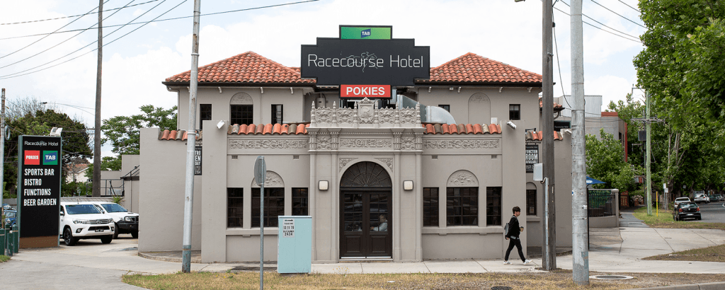 Best Sports Bars in Malvern East - Racecourse Hotel