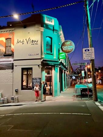 Best Sports Bars in Richmond - Mt View Hotel