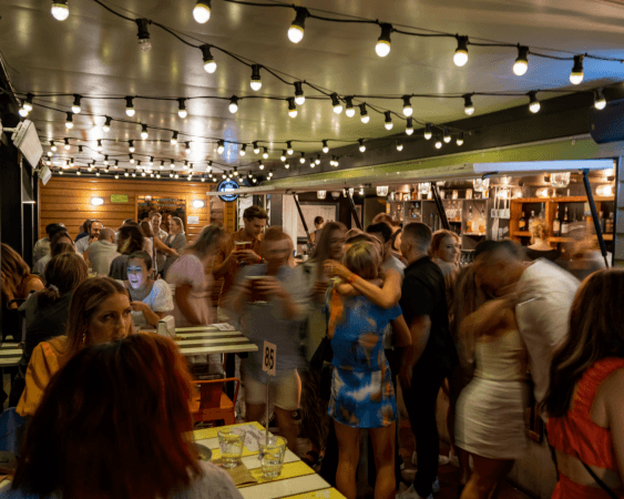 Best Sports Bars in Richmond - Mt View Hotel