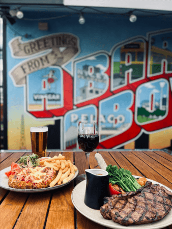 Best Sports Bars in Richmond - Mt View Hotel