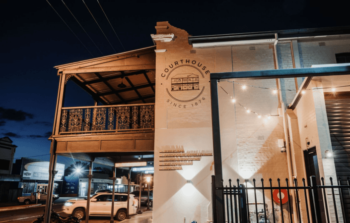 Best Sports Bars in Tamworth - Courthouse Hotel Tamworth