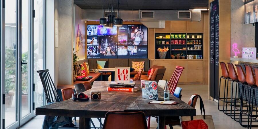 Les Meilleurs Bars à Paris - Moxy Paris Bastille Bar
