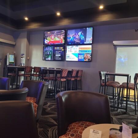 Best Sports Bars in Charmhaven - Northlakes Tavern