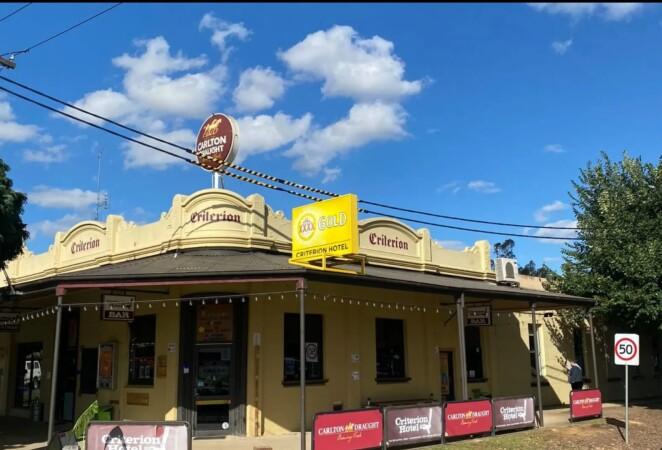 Best Sports Bars in Rochester - Criterion Hotel Rochester