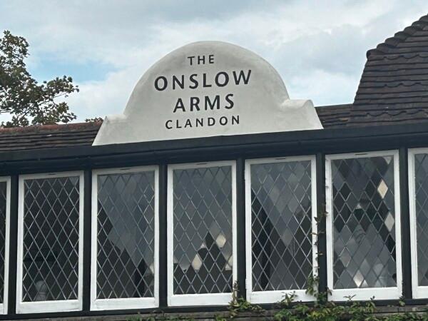 Best Sports Bars in West Clandon - Onslow Arms