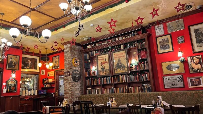 Best Sports Bars in München - Kennedy's Bar und Restaurant