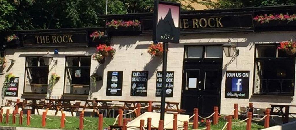 Best Sports Bars in Glasgow - The Hyndland Rock