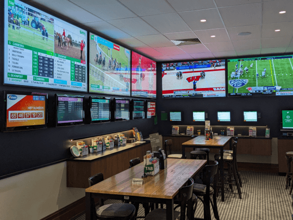 Best Sports Bars in Old Noarlunga - Old Noarlunga Hotel