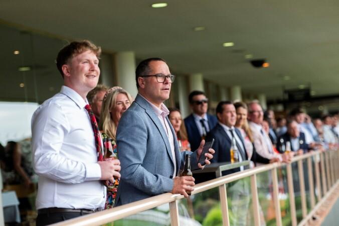 Best Sports Bars in Moonee Ponds - Moonee Valley Legends