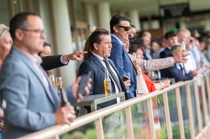 Best Sports Bars in Moonee Ponds - Moonee Valley Legends