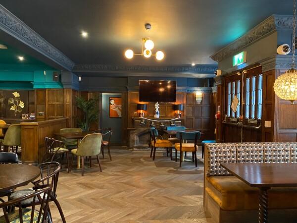 Best Sports Bars in Brighton - The Fitz Regent