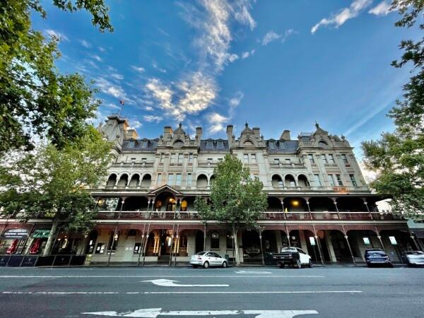 Best Sports Bars in Bendigo - Hotel Shamrock Bendigo