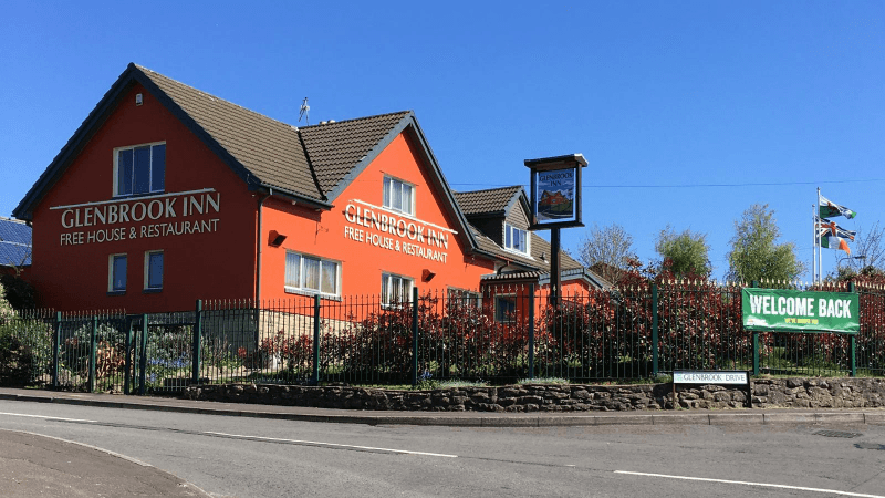 Best Sports Bars in Barry - Glenbrook Inn