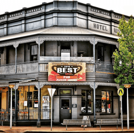 Best Sports Bars in Shepparton - The Aussie Hotel Shepparton