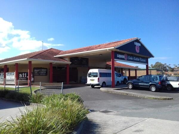 Best Sports Bars in Lake Cathie - Lake Cathie Tavern