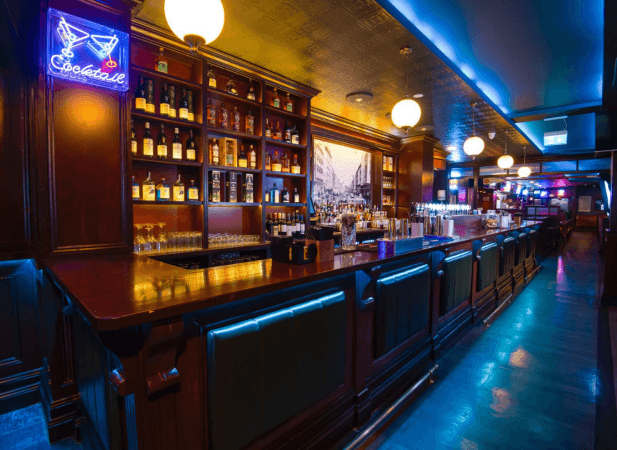 Best Sports Bars in Limerick - Hunters Sports Bar