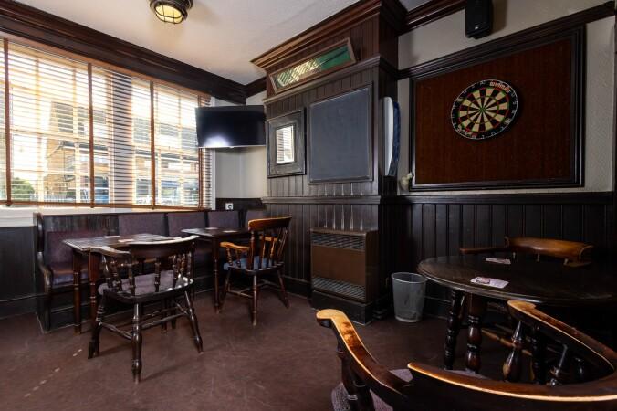 Best Sports Bars in Flamstead End - Plough