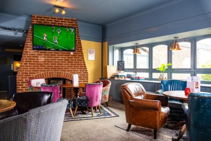 Best Sports Bars in Hatfield - Hatfield Tap