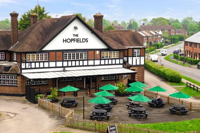 Best Sports Bars in Hatfield - Hopfields