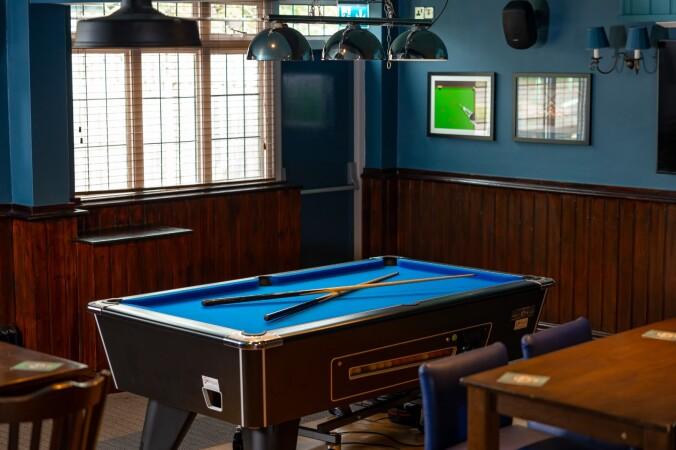 Best Sports Bars in Hertford - Golden Griffin