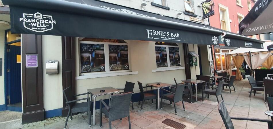 Best Sports Bars in Wicklow - Ernies bar