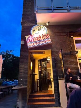 Beste Sportsbars in DÃ¼sseldorf - Cafe Muttâ€™s