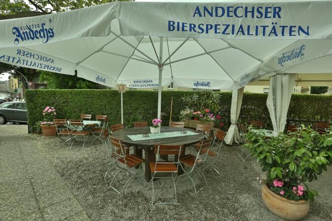 Beste Sportsbars in Augsburg - Luna Bar Restaurant