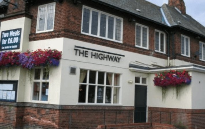 Best Sports Bars in Hull - Highway