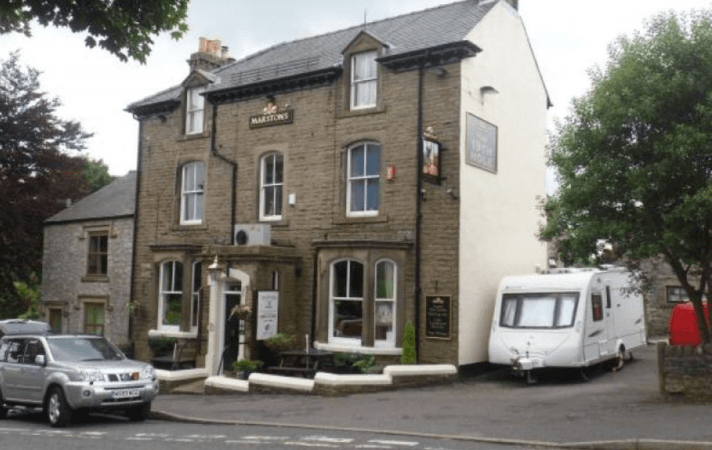 Best Sports Bars in Fairfield, Buxton - Nineteenth Hole