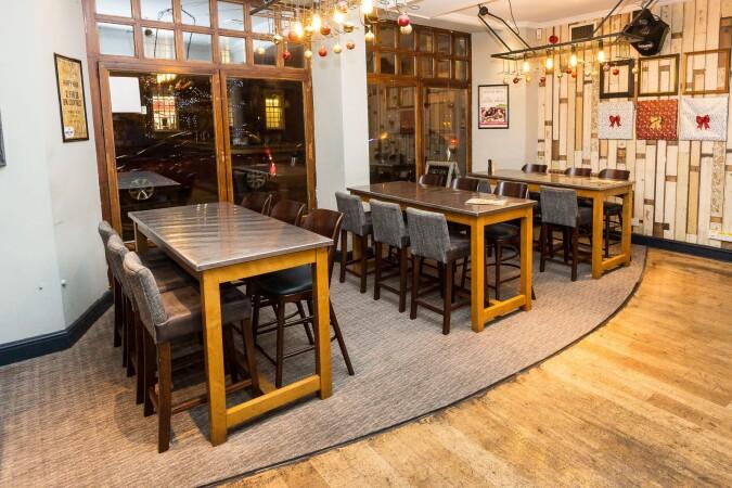 Best Sports Bars in Newmarket - White Hart