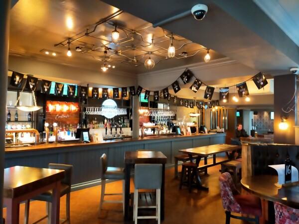 Best Sports Bars in Newmarket - White Hart