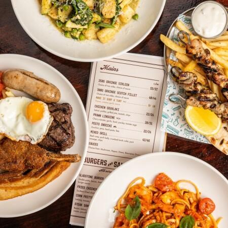 Best Sports Bars in Dulwich Hill - Gladstone Hotel