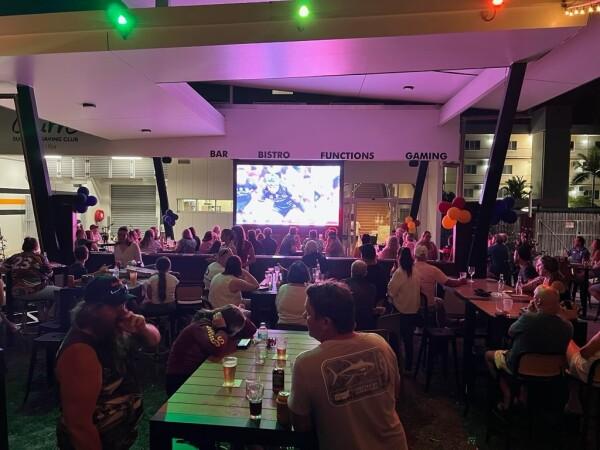 Best Sports Bars in Palm Cove - Cairns Surf Club - Palm Cove