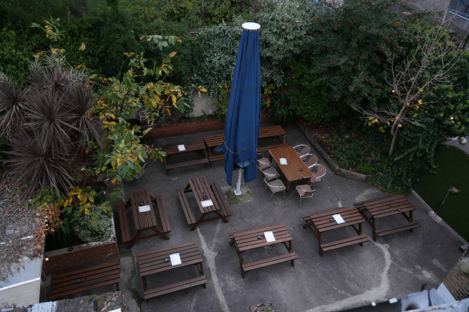 Best Sports Bars in London - The Stag's Head Hoxton