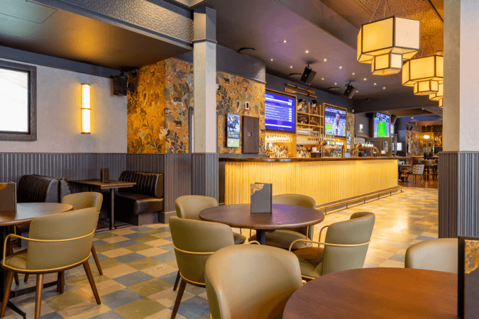 Best Sports Bars in London - Goldwood Sports Pub & Kitchen