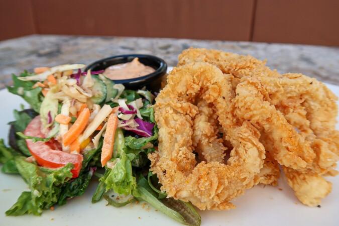 Best Sports Bars in Newtown - Coopers Hotel