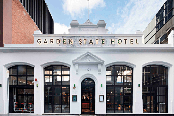 Best Sports Bars in Melbourne - Garden State Hotel