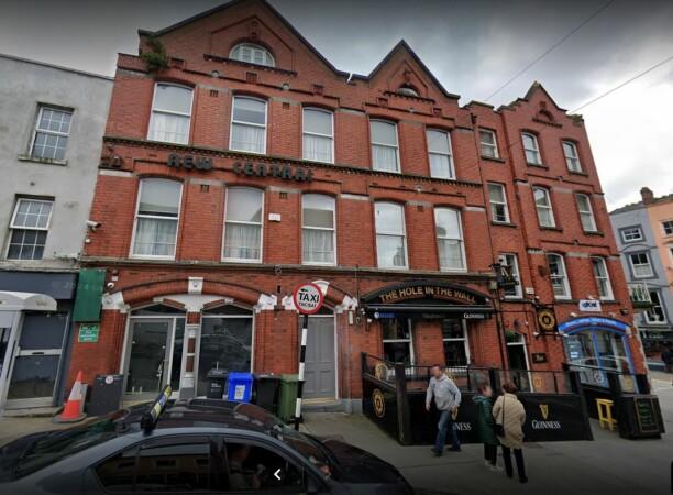 Best Sports Bars in Co.Louth - Haughneys Hole in the wall