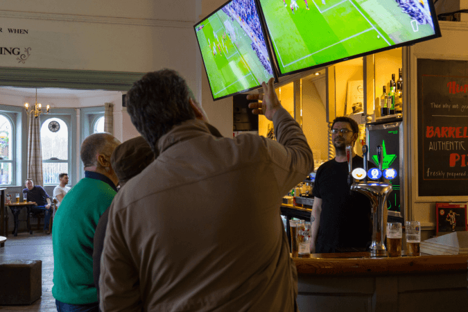 Best Sports Bars in Isleworth - The Milford Arms