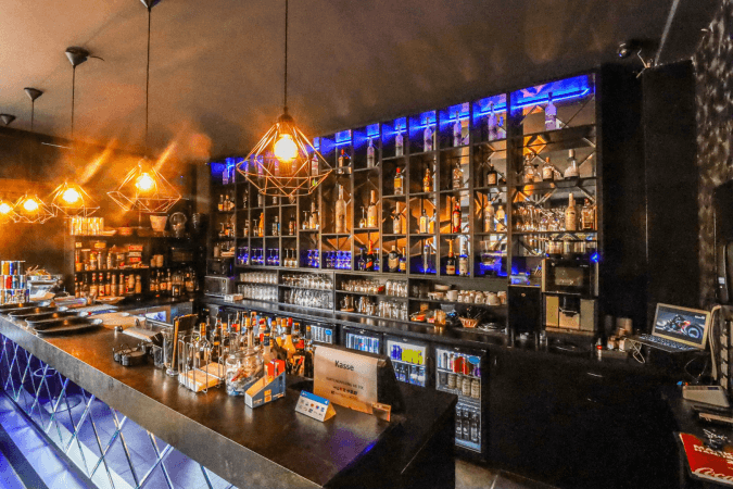 Beste Sportsbars in Ahrensburg - ZAHARA Ahrensburg