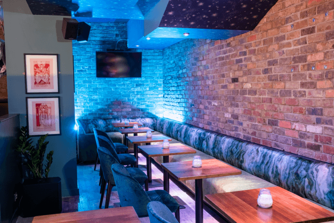 Best Sports Bars in LONDON - The Star by Liverpool Street