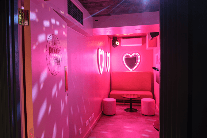 Best Sports Bars in LONDON - The Star by Liverpool Street